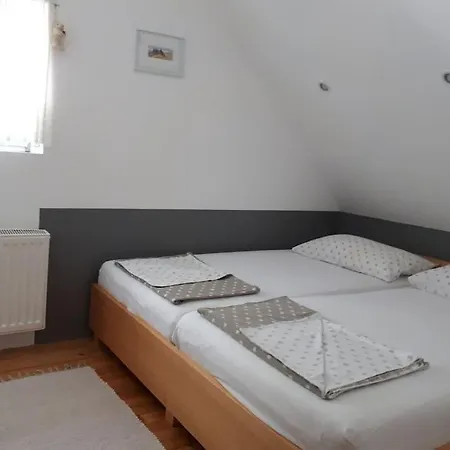 Vikendica Stela, Family Moutain Hideout