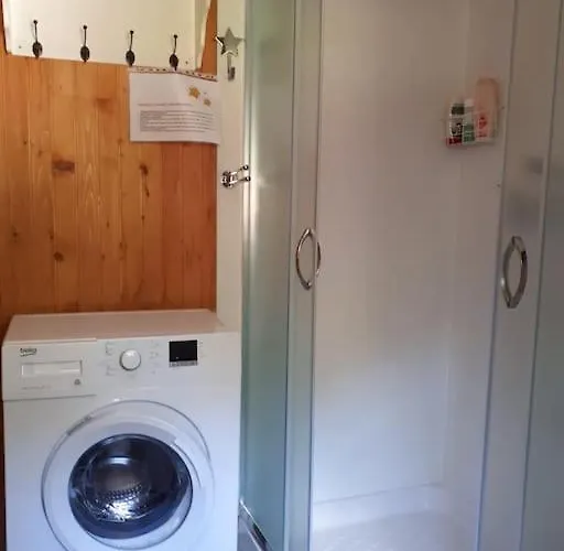 Stela, Family Moutain Hideout * בוהין