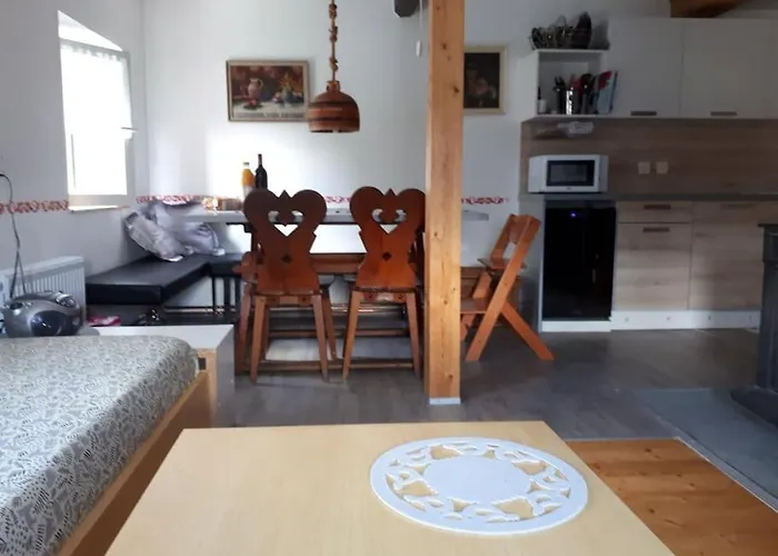 Stela, Family Moutain Hideout *