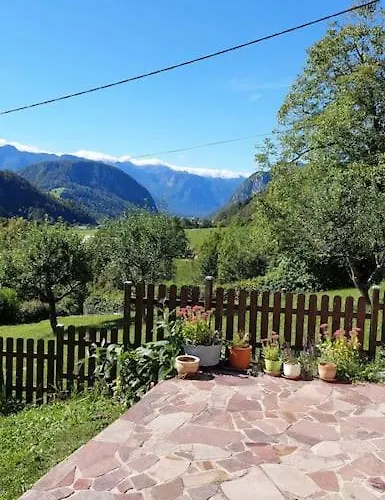 Stela, Family Moutain Hideout בית נופש