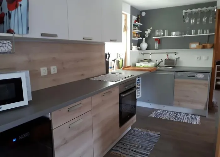 Stela, Family Moutain Hideout בית נופש